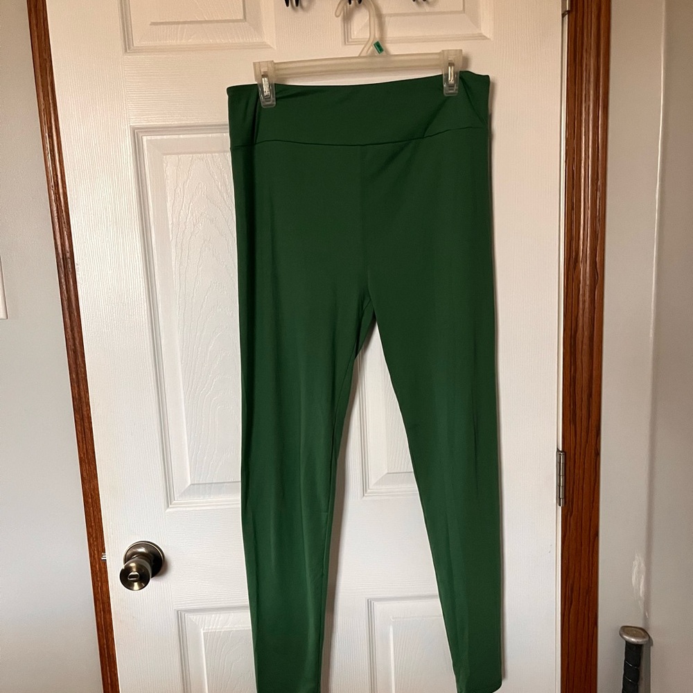 2 Pairs LuLaRoe Leggings 1 Pair Amelia Rose Camper Christmas Leggings Size TC